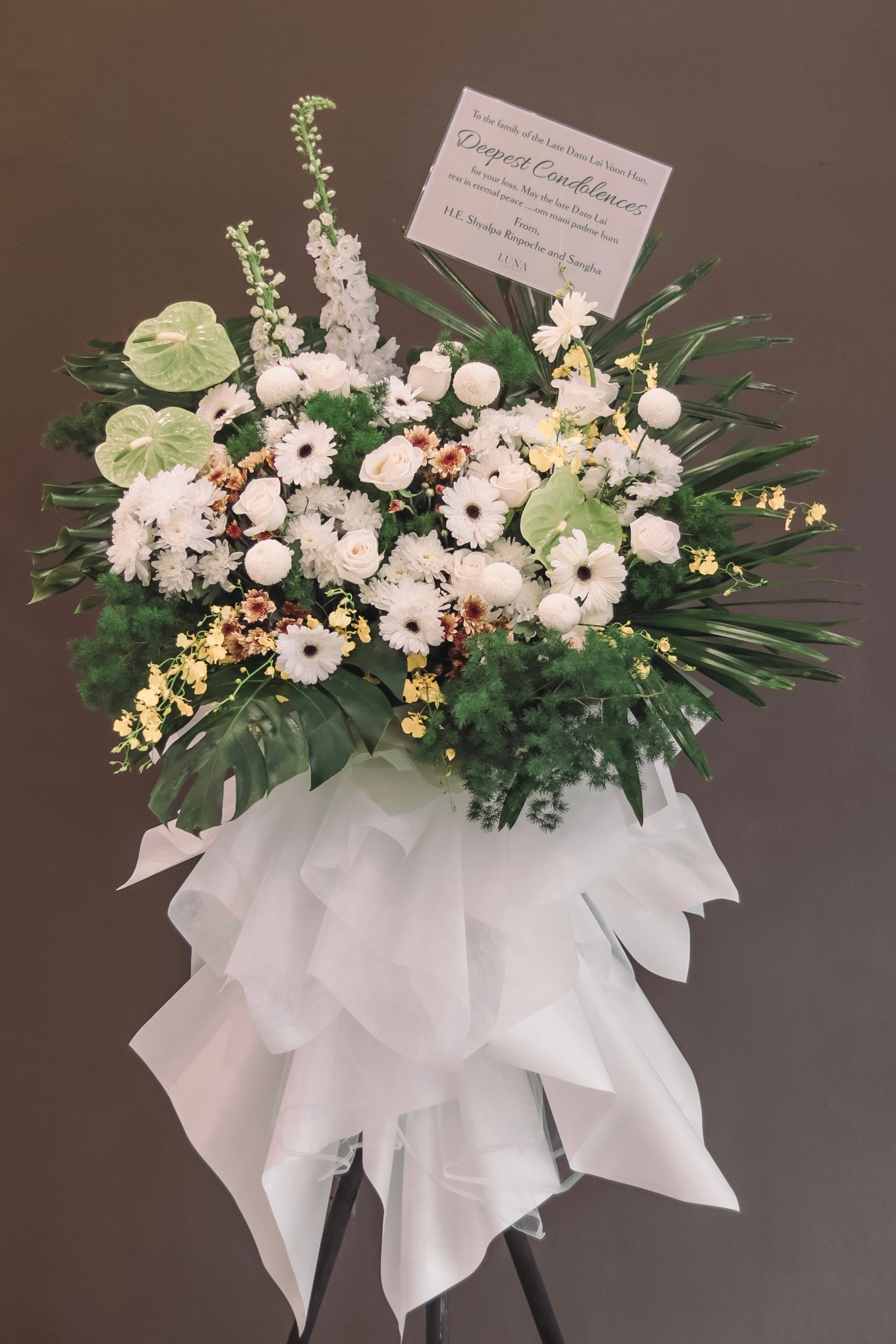 Glorious Days Condolence Flower Stand