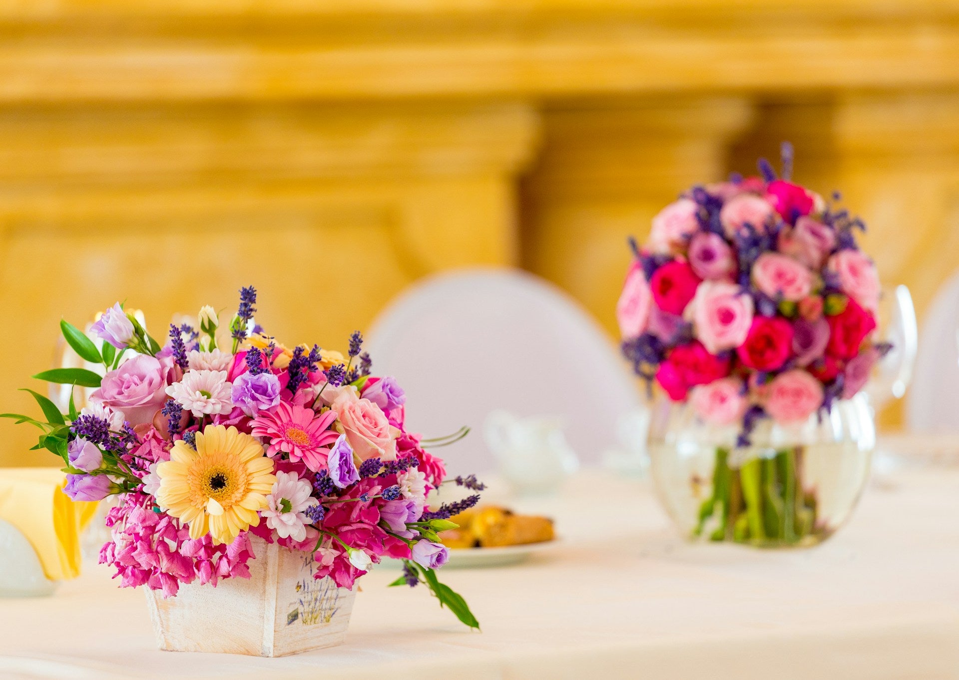 Effortlessly Glamourise Your Raya With Flowers