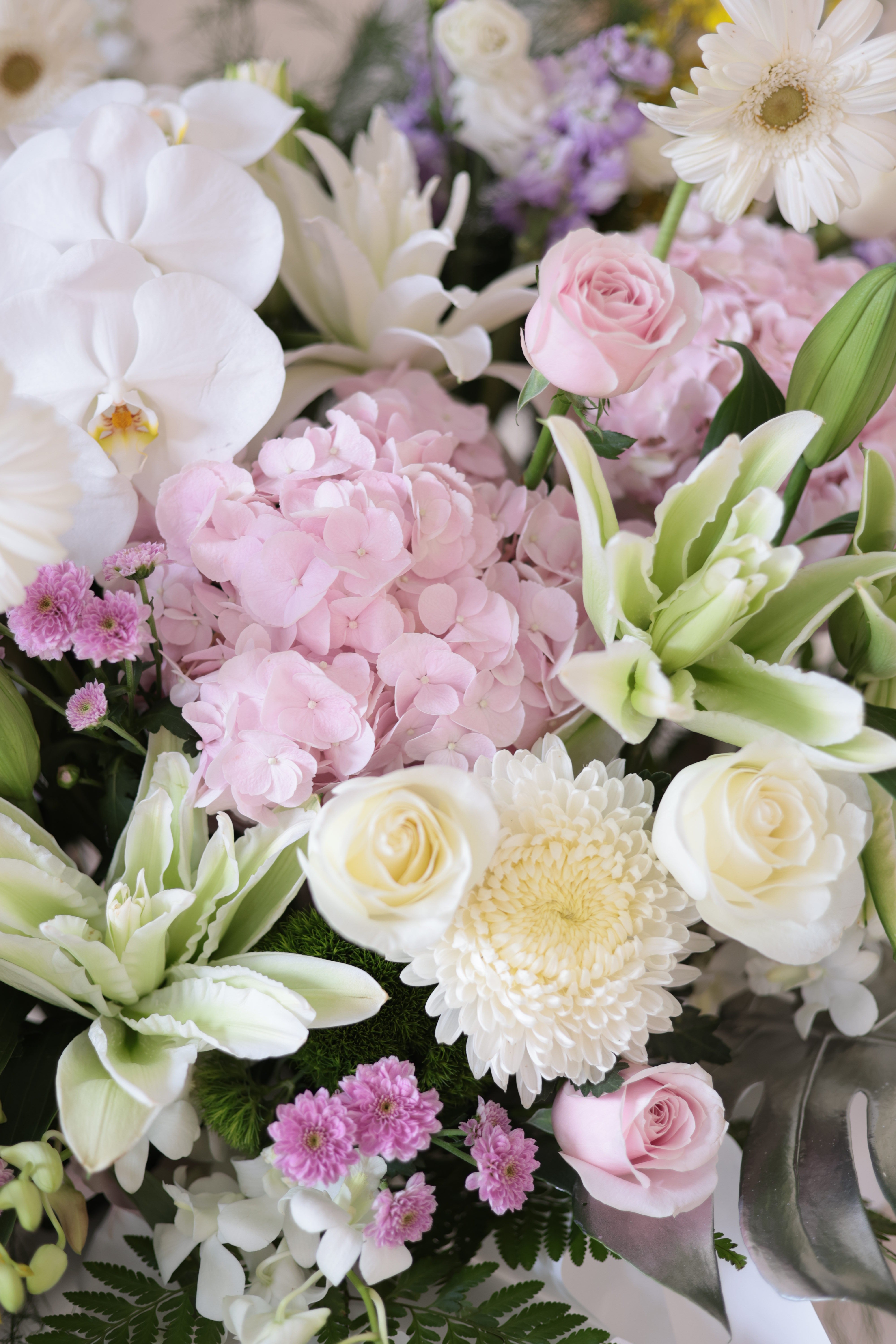 Cloud Halo Condolence Flower Stand