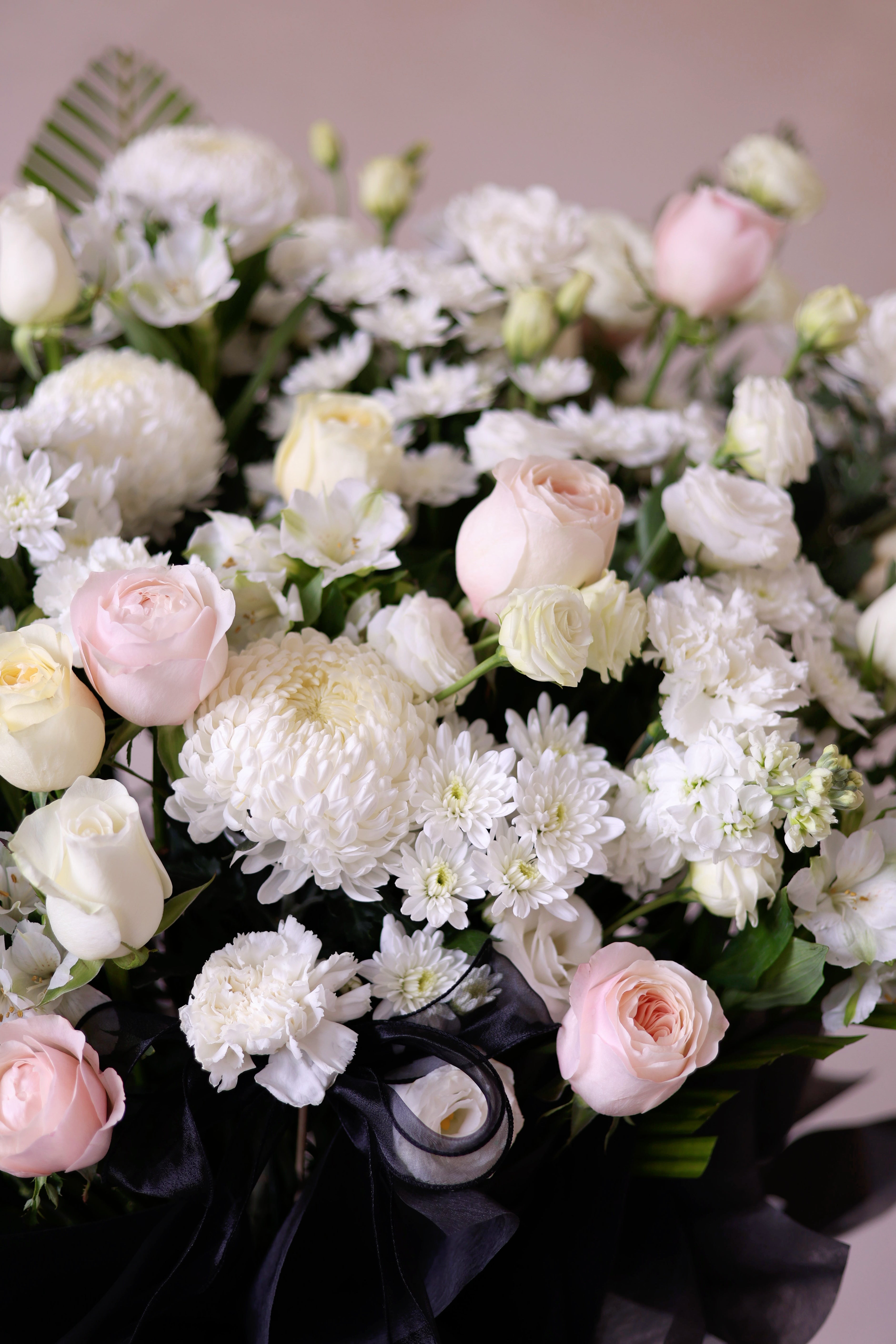 Sacred Memoir Condolence Flower Stand