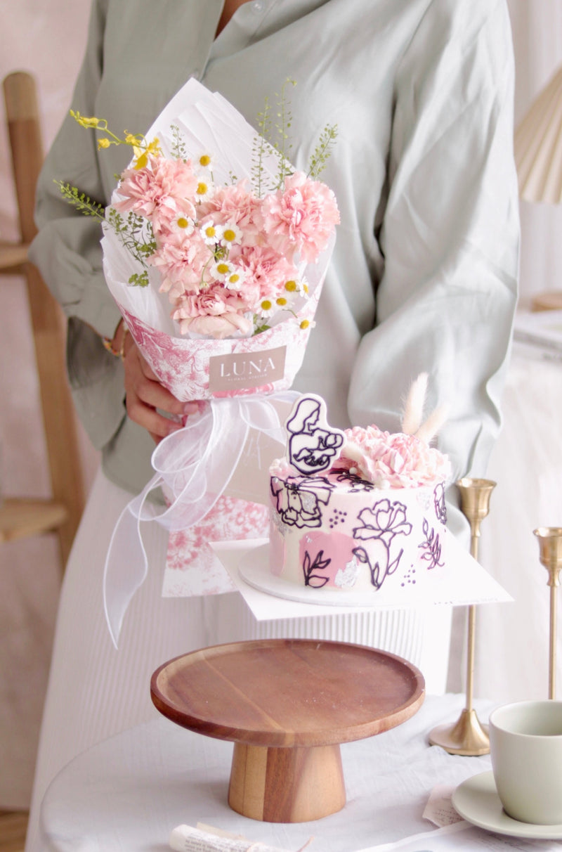 Mother's Love Cake Set